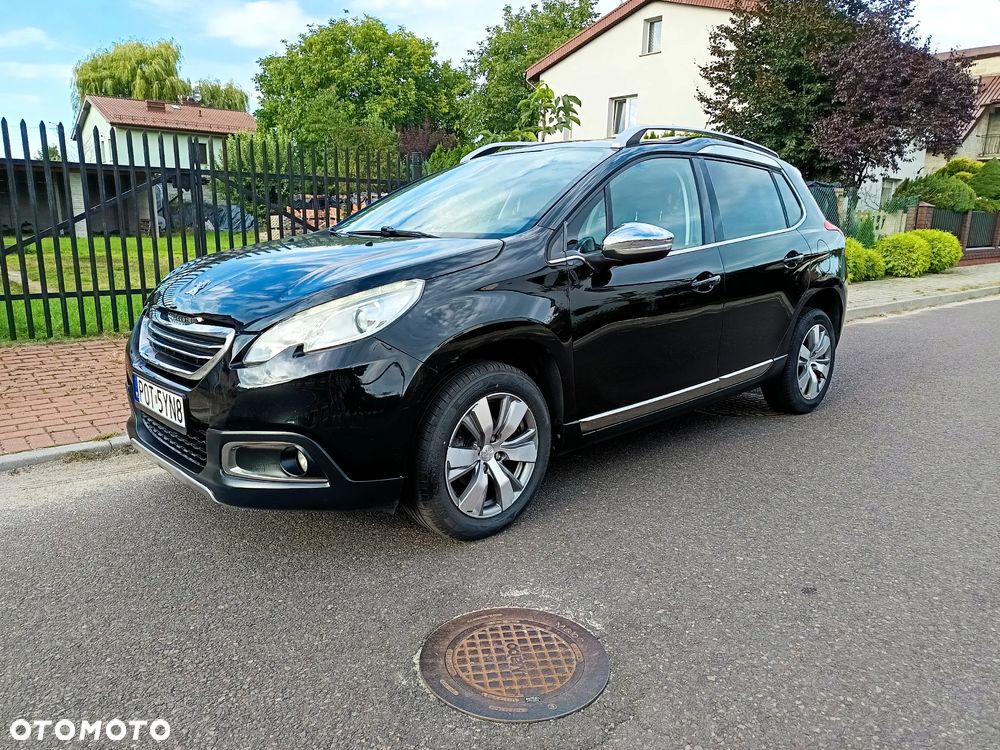 Peugeot 2008 1.6 e-HDi Allure S&S - 2