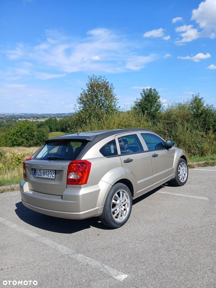 Dodge Caliber - 2