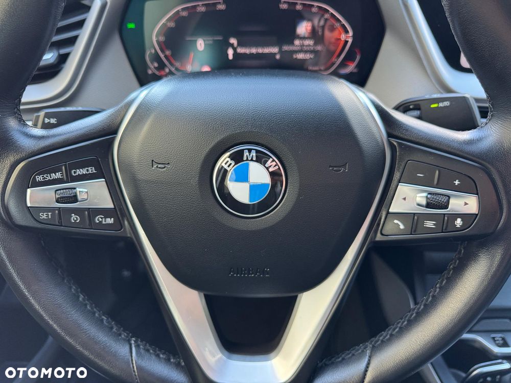 BMW Seria 2 220i Advantage sport - 20