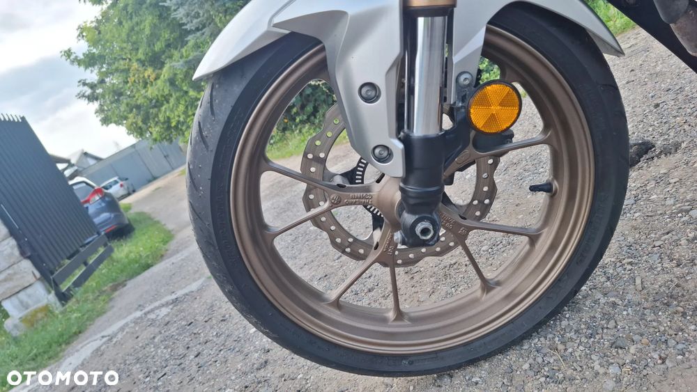 Honda CB - 28