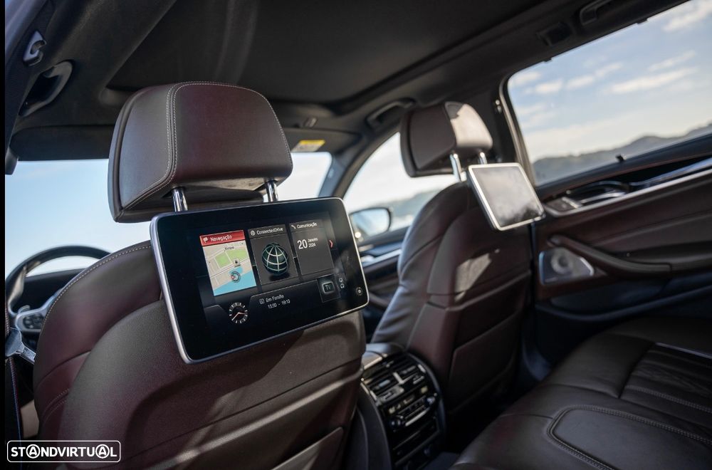 BMW M550d xDrive Auto - 17