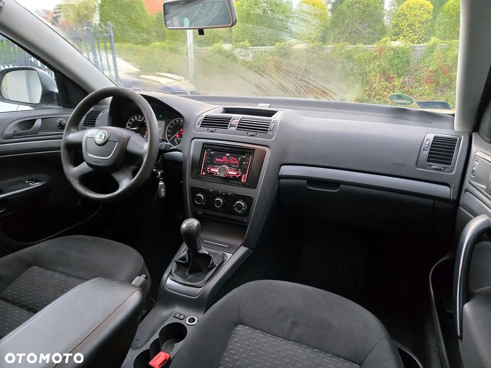 Skoda Octavia 1.6 TDI Ambiente - 6