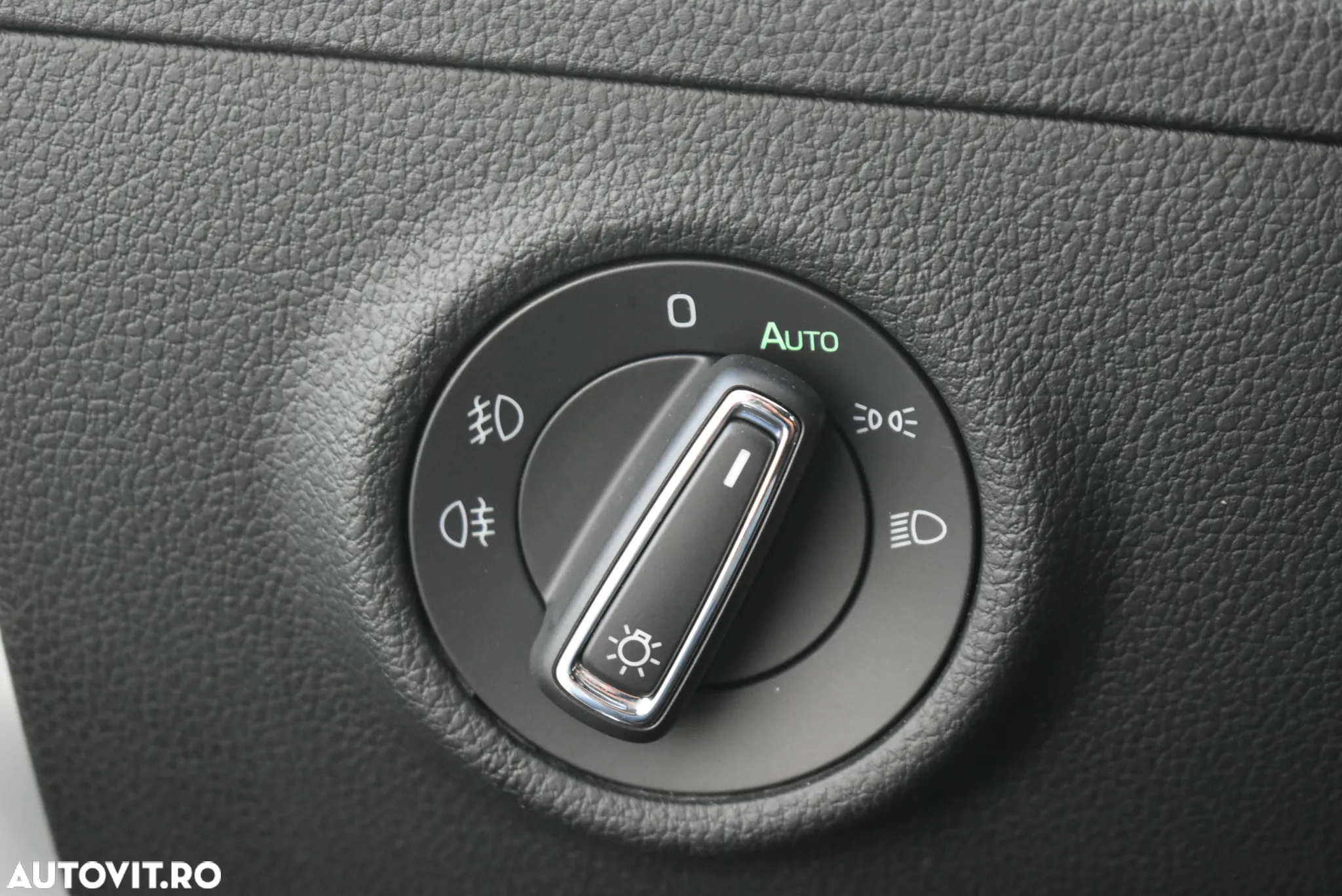 Skoda Superb 2.0 TDI DSG Ambition - 15