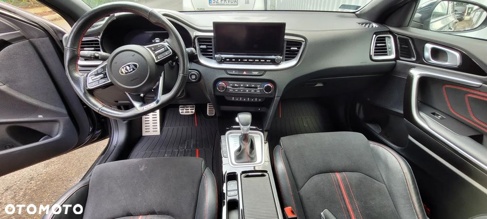 Kia ProCeed 1.6 T-GDI GT DCT - 3