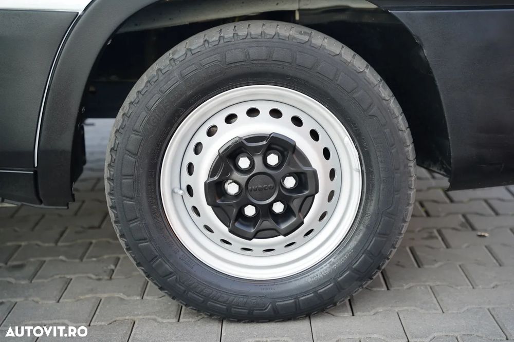 Iveco DAILY 35-140 / BASCULATOR / CU OPȚIUNI DE 12 LOCURI / MANUAL / - 25