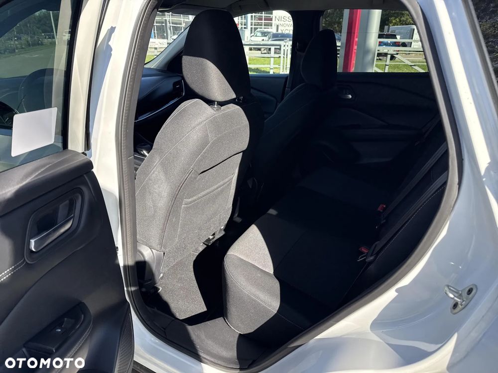 Nissan Qashqai 1.3 DIG-T N-Connecta DCT - 13