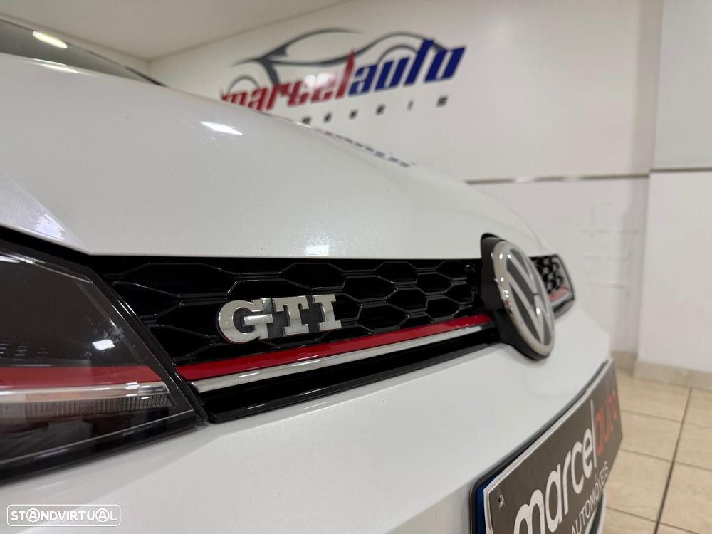 VW Golf 2.0 TSi GTi DSG Performance - 9