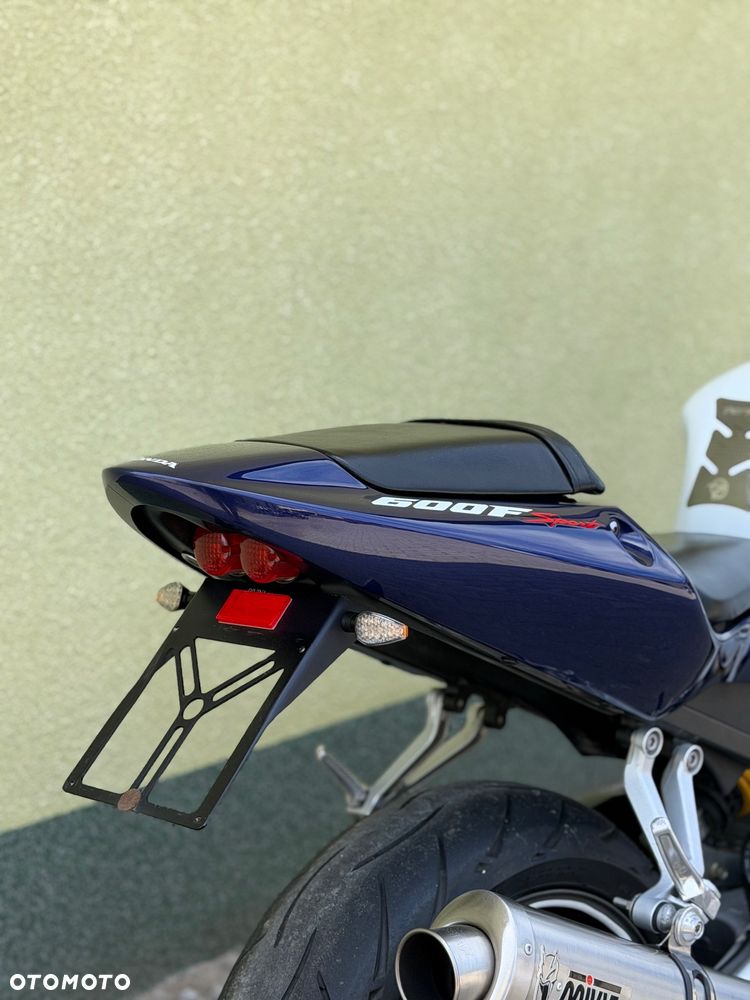 Honda CBR - 11