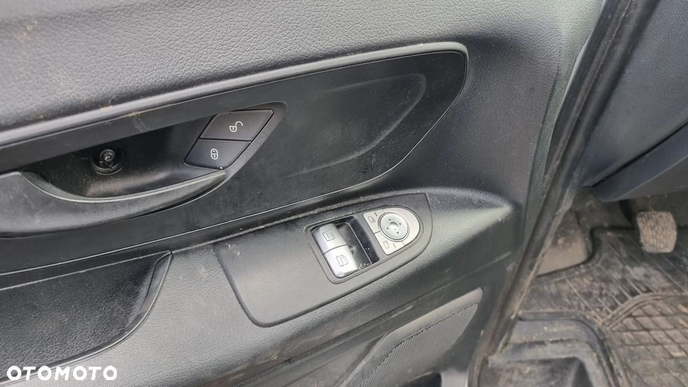 Mercedes-Benz Vito - 20