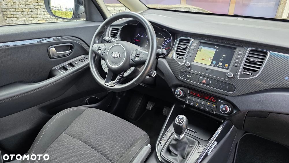 Kia Carens 1.7 CRDi Business Line 7os - 10