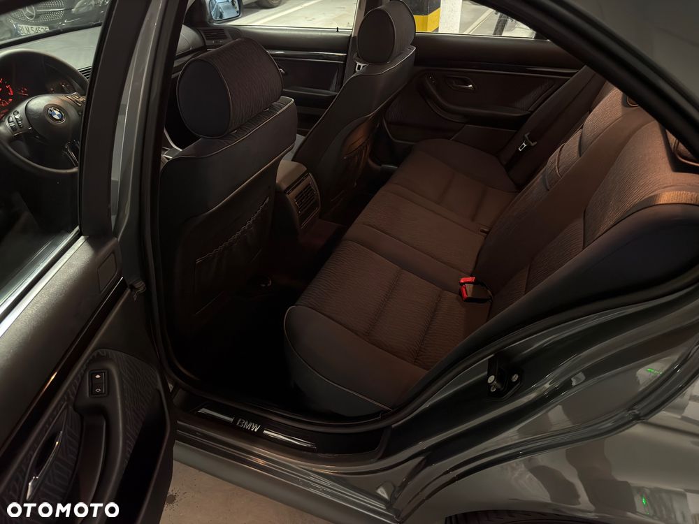 BMW Seria 5 - 11
