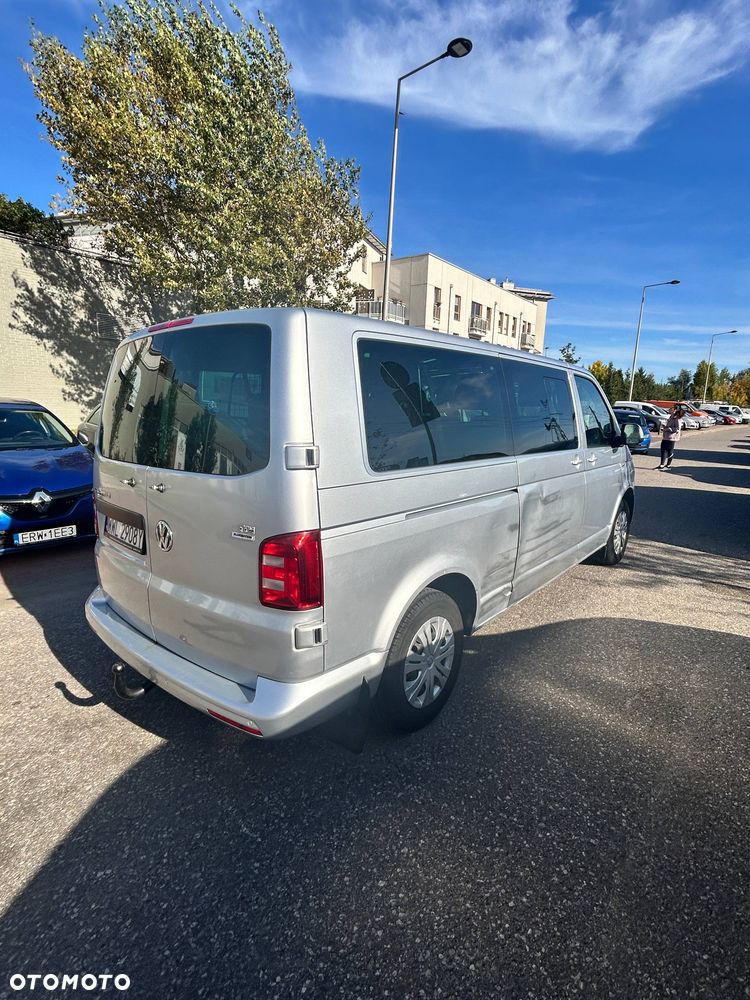 Volkswagen Caravelle - 4