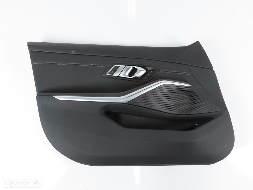 Forra da Porta em Pele Esquerdo/Frente Seminovo/ Original BMW 3 (G20)/BMW 3 Tour... - 1