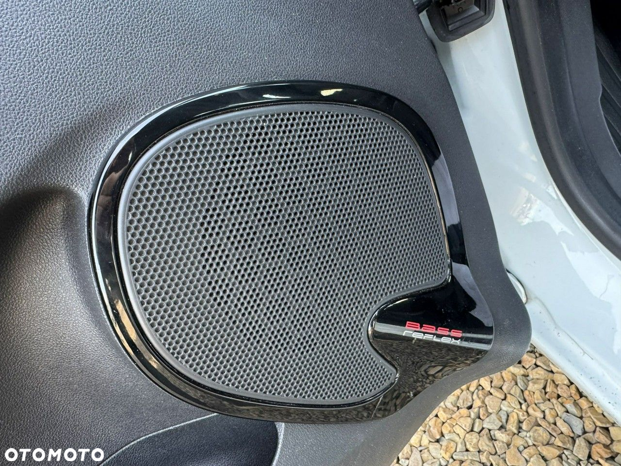 Renault Clio - 24
