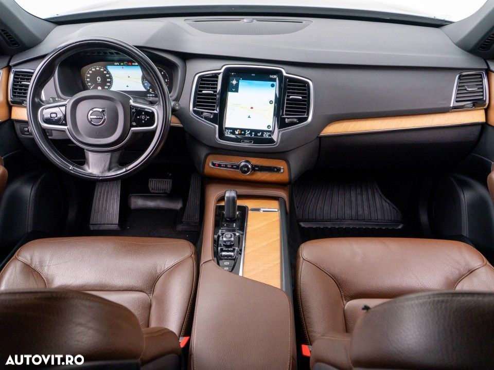Volvo XC 90 - 10