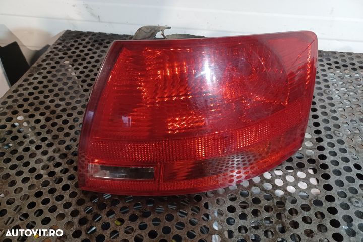 Lampa / Tripla stop dreapta pe aripa 8E9945096E Audi A4 B7 [2004 - 20 - 1