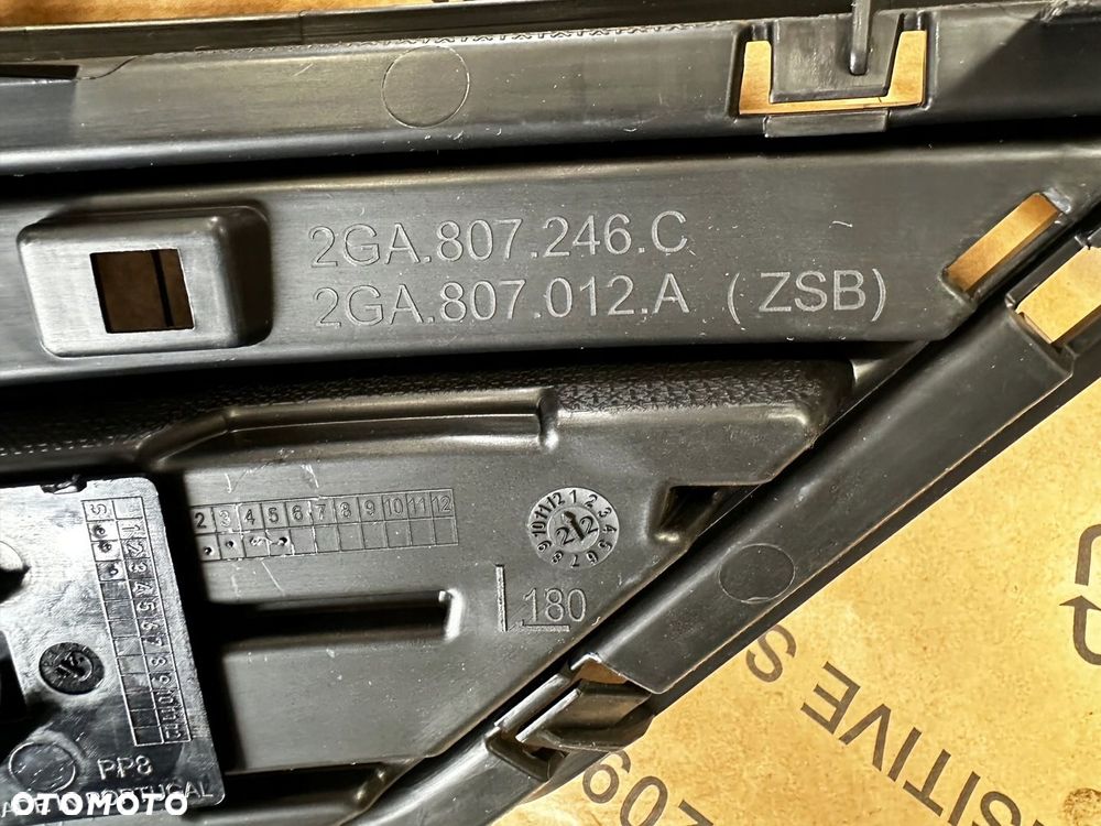 KRATKA ZDERZAKA ODBLASK PRAWY TYŁ VW T-ROC 2GA807246C - 4