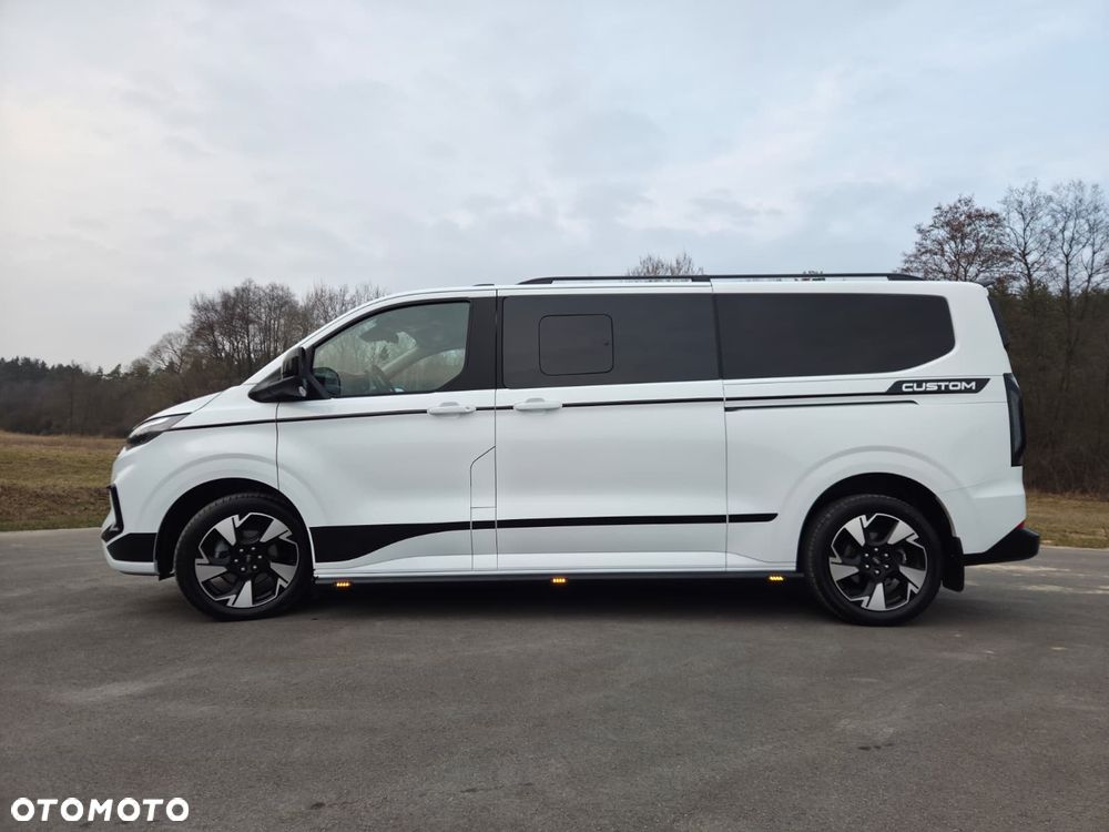 Ford Tourneo Custom L2H1 VA Titanium - 14