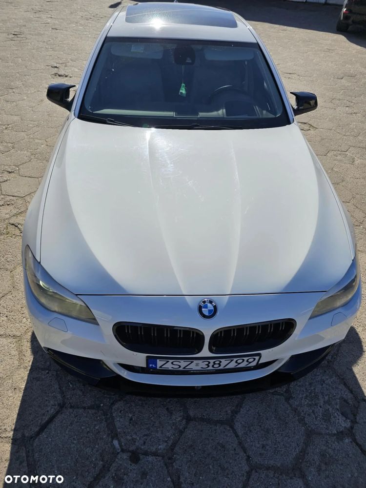 BMW Seria 5 530i - 12