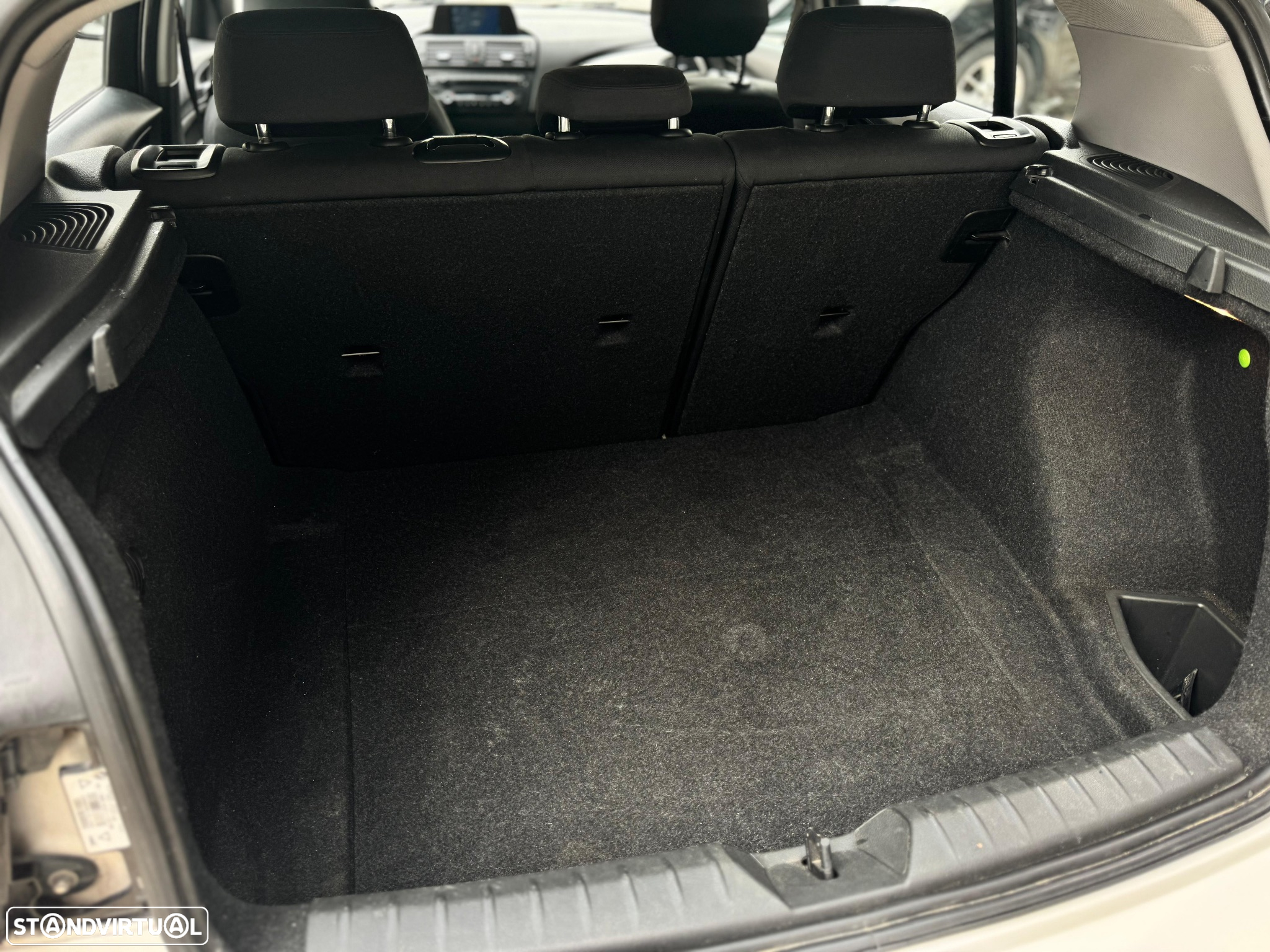 BMW 118 dA Line Sport - 18