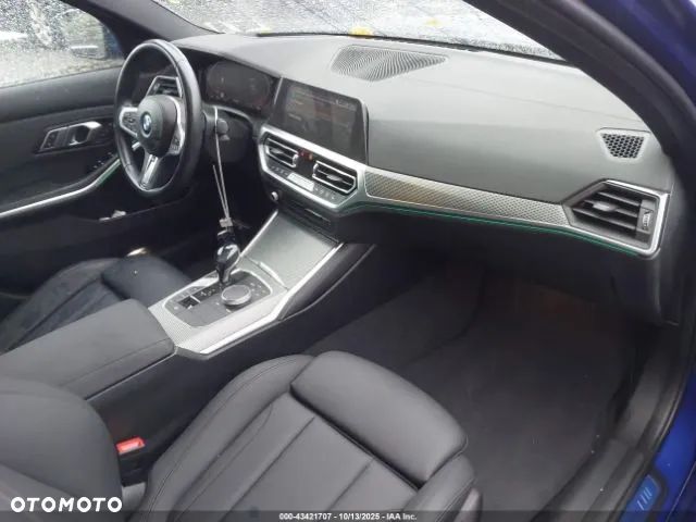 BMW Seria 3 330i xDrive Luxury Line - 5