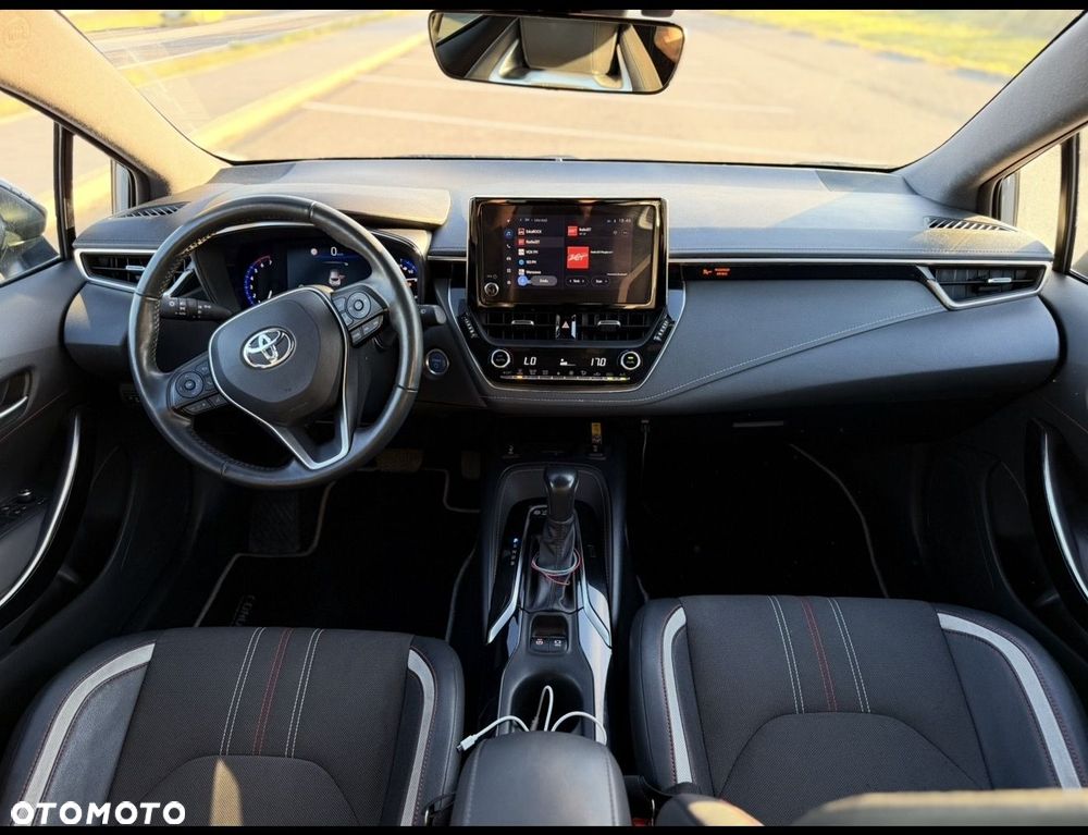 Toyota Corolla 1.8 Business Edition - 11