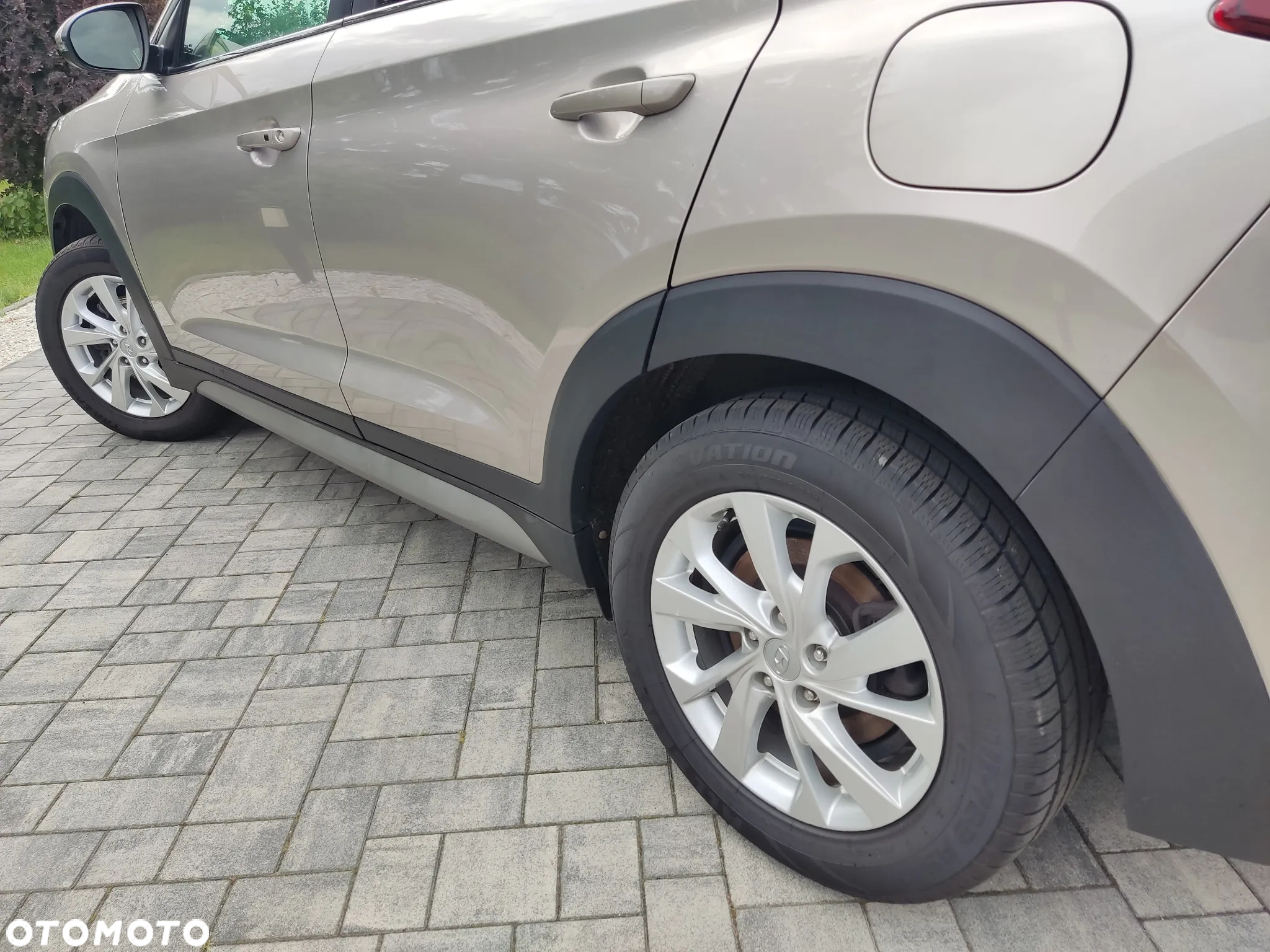 Hyundai Tucson 1.7 CRDI BlueDrive Comfort 2WD - 7