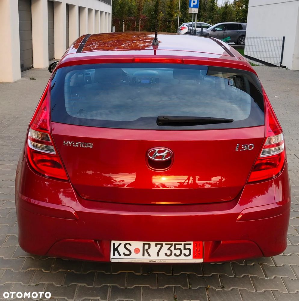 Hyundai i30 1.4 Classic + - 25