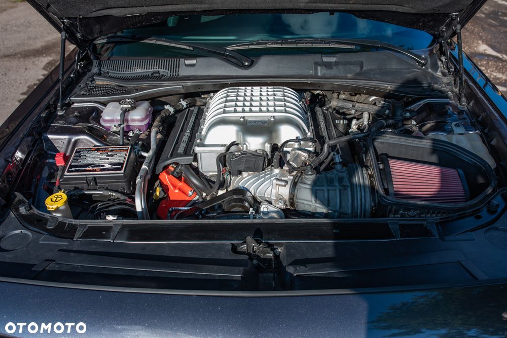 Dodge Challenger 6.2 Hellcat - 22