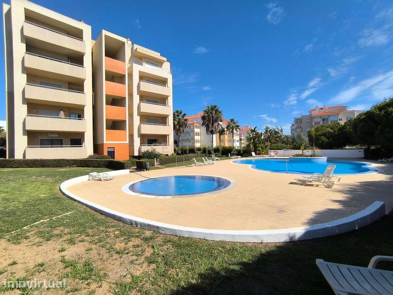 Excelente apartamento T2 para arrendamento anual - Grande imagem: 3/23