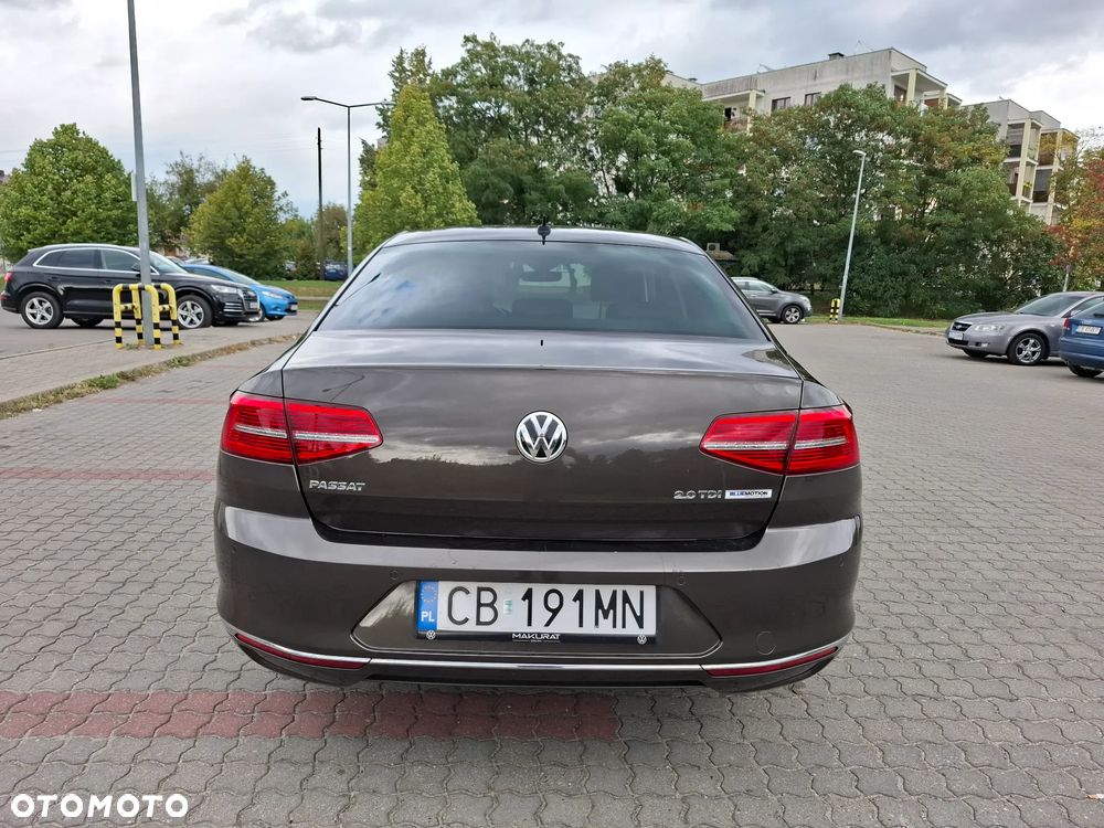 Volkswagen Passat 2.0 TDI BMT Highline DSG - 14