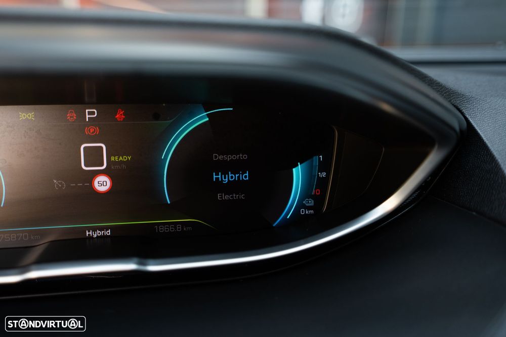 Peugeot 3008 1.6 Hybrid Allure e-EAT8 - 18