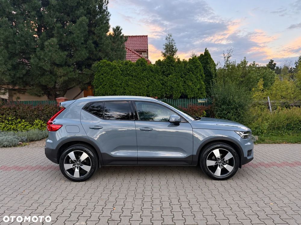 Volvo XC 40 T3 Momentum - 4