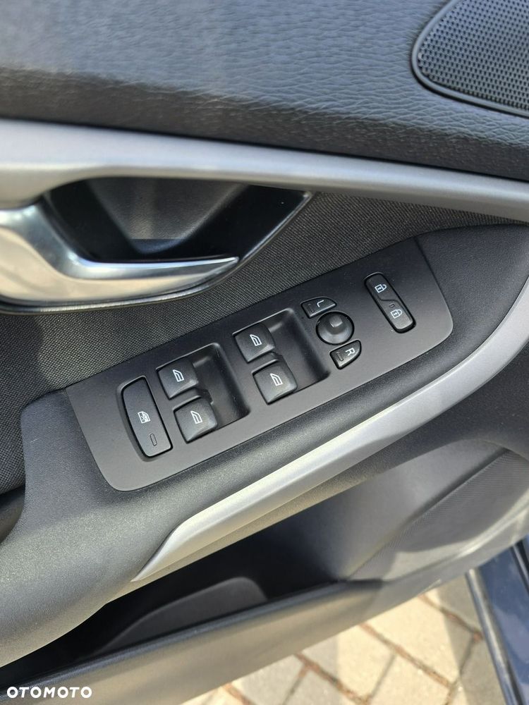 Volvo V40 - 14