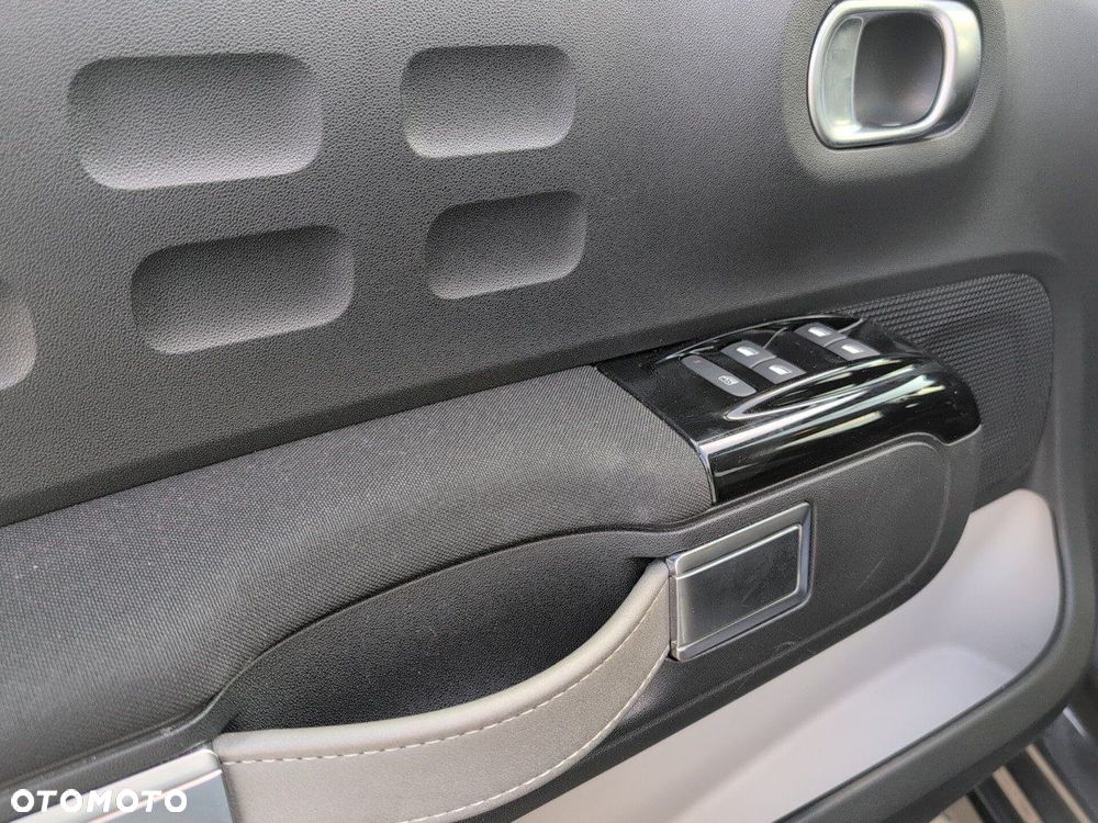 Citroën C3 1.2 PureTech GPF Shine S&S EAT6 - 14