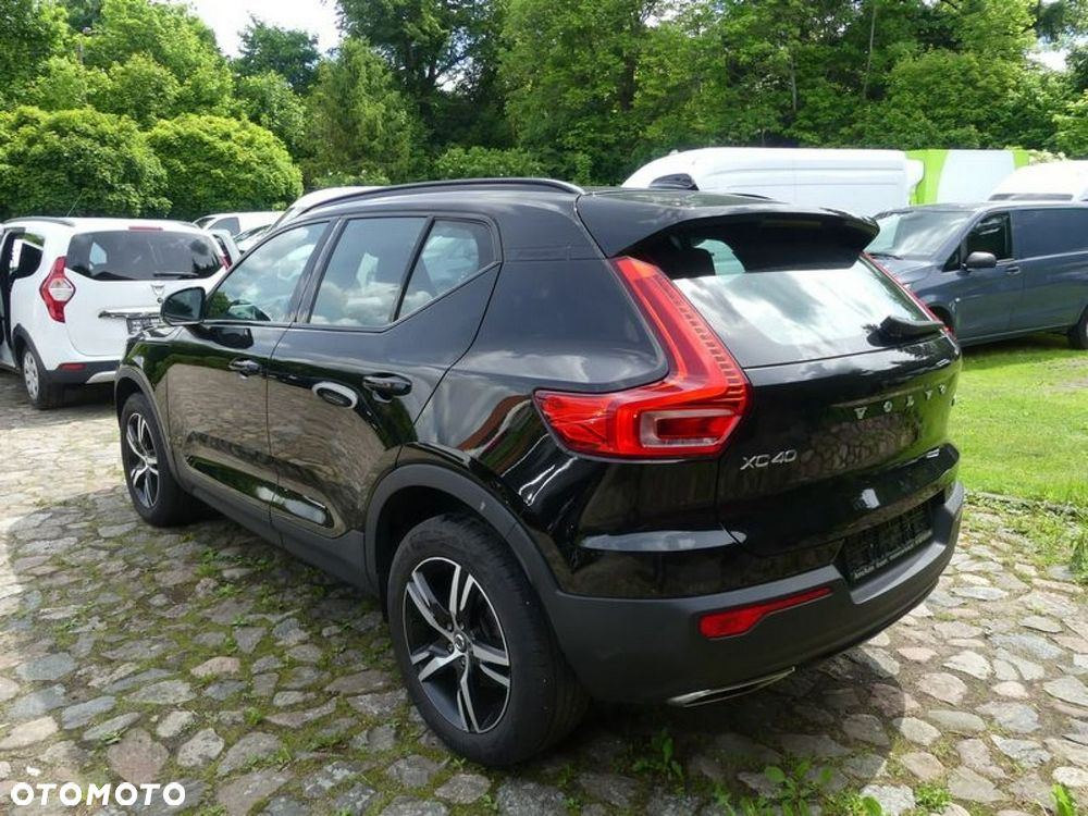 Volvo XC 40 T4 AWD Geartronic R-Design - 22