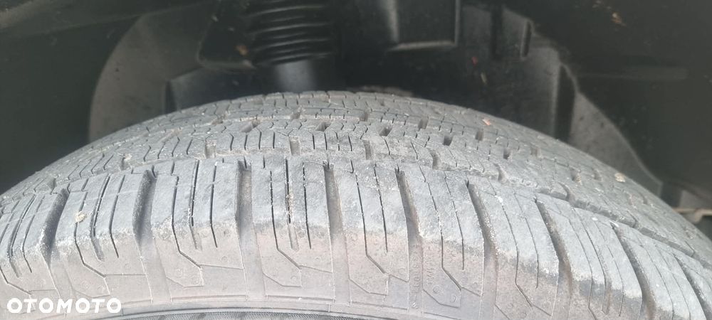 Volkswagen CRAFTER - 14
