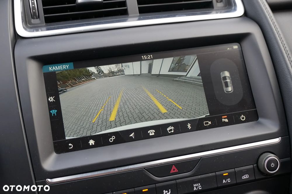 Jaguar E-Pace D180 AWD R-Dynamic HSE - 29