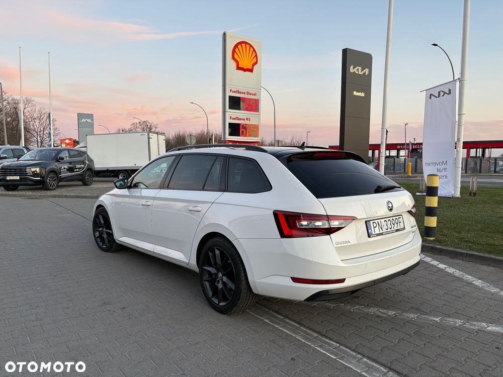 Skoda Superb 2.0 TDI 4x4 Style DSG - 7