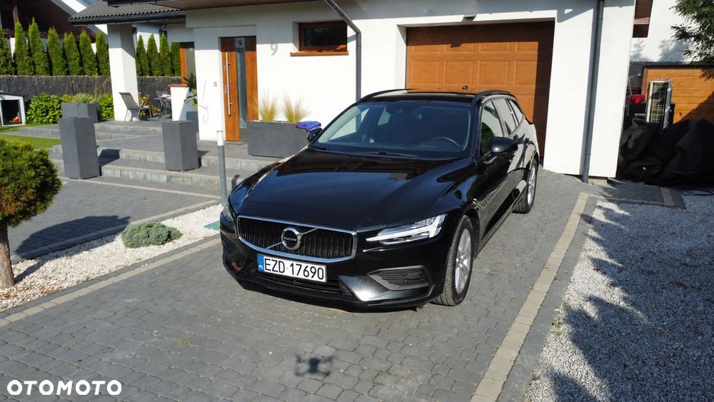 Volvo V60 B4 D Momentum - 29
