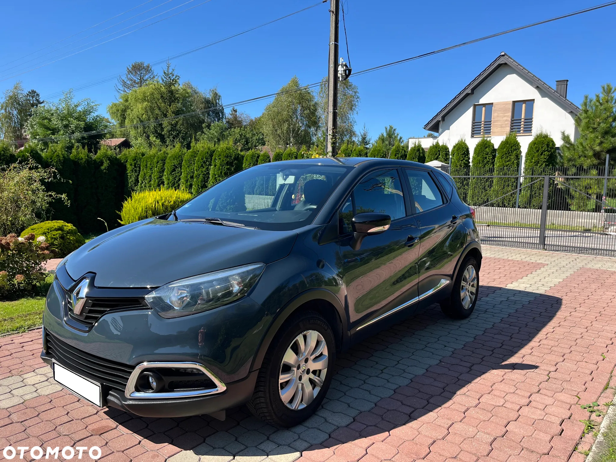 Renault Captur - 4