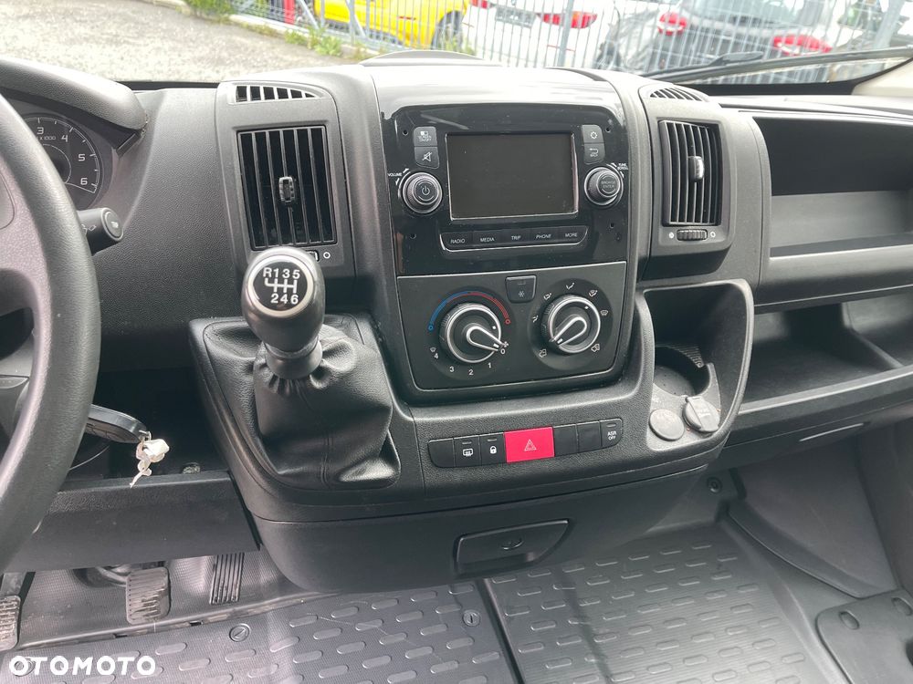 Peugeot Boxer - 17
