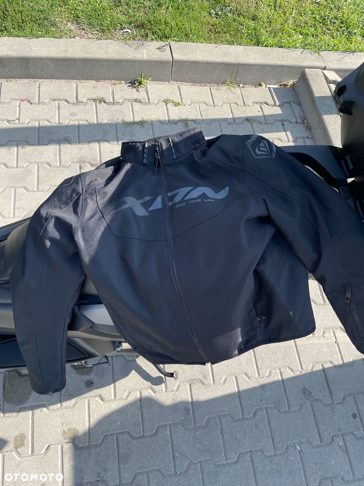 Yamaha NMAX - 14