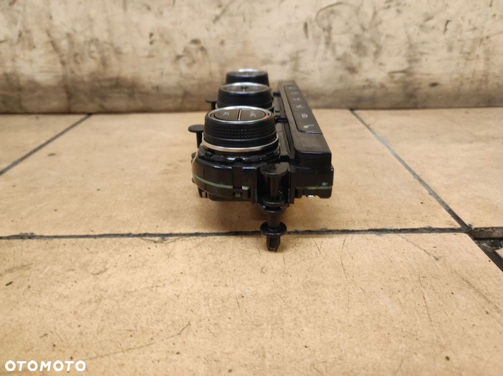 panel sterowania klimatyzacji passat b8 - 5