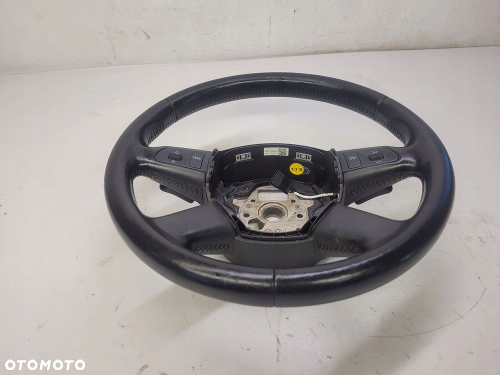 KIEROWNICA SKÓRA AUDI A6 C6 4F0419091AK 1KT *17* - 2