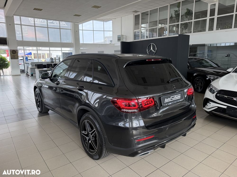 Mercedes-Benz GLC 200 4MATIC 9G-TRONIC AMG Line - 9