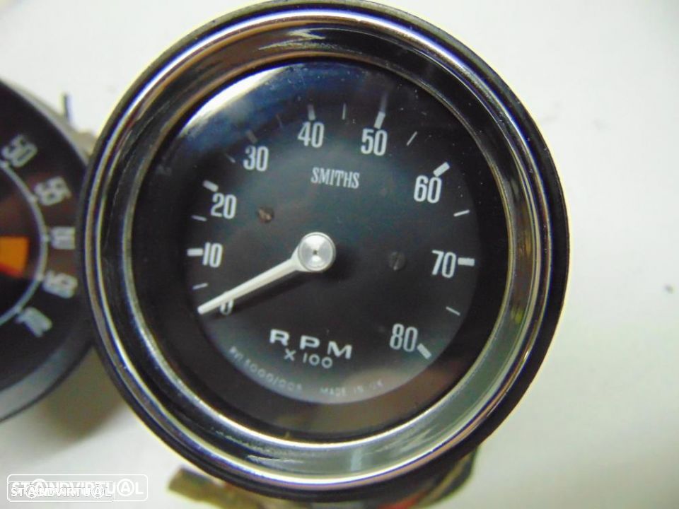 Triumph Smiths conta-rotações - 5