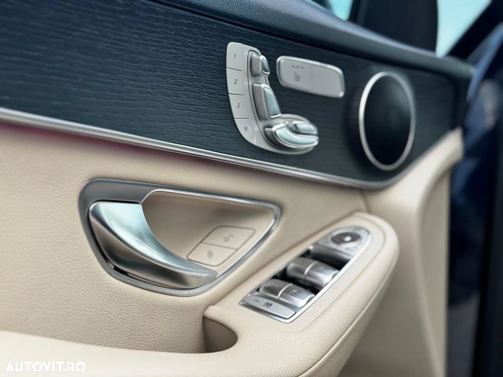 Mercedes-Benz GLC 300 4MATIC - 11