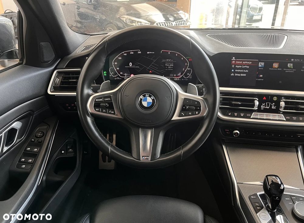 BMW Seria 3 - 16