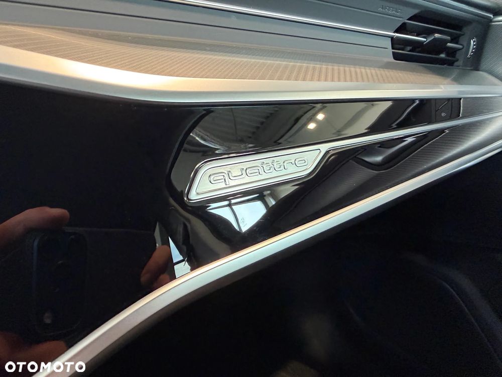 Audi A6 Avant 40 TDI quattro S tronic - 31